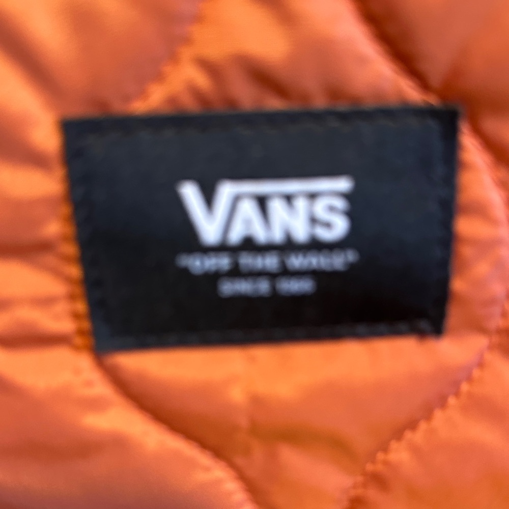 Vans cooler Quilted Orange Bag with Black Accents - Picture 2 of 6
